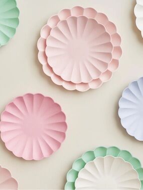 Meri Meri Pack of 8 Soft Lilac and Pack of 8 Mint Large Compostable Plates